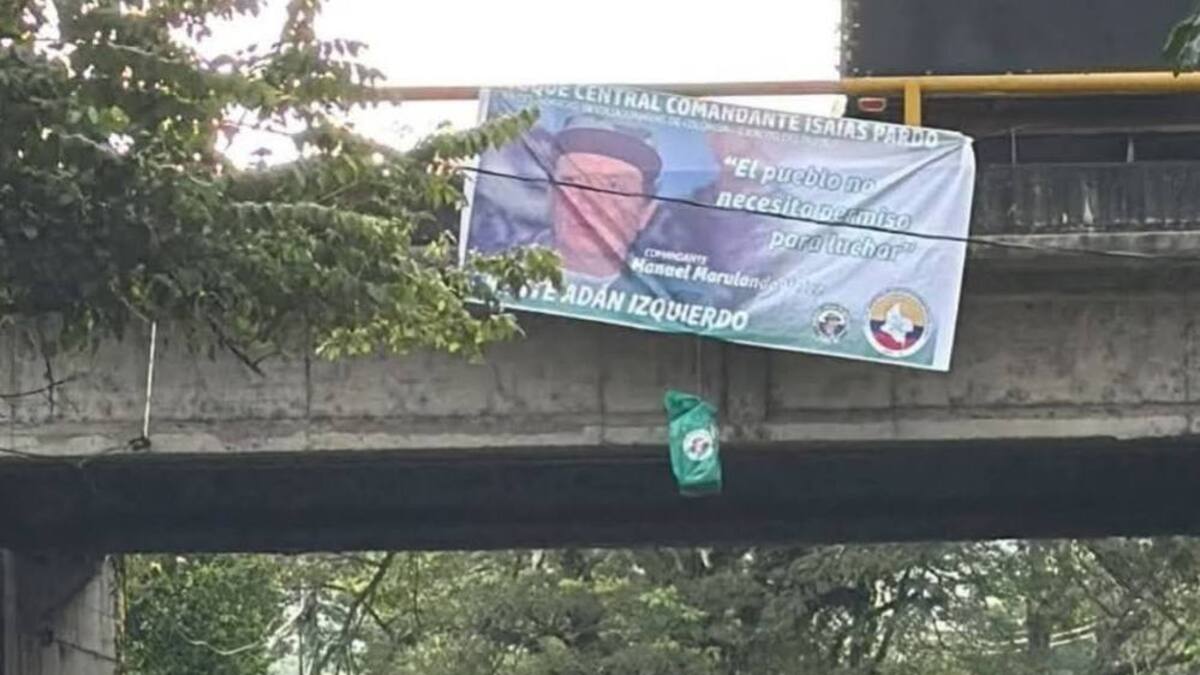 Retiran pancarta de disidencias de las FARC en la entrada de Tuluá, Valle