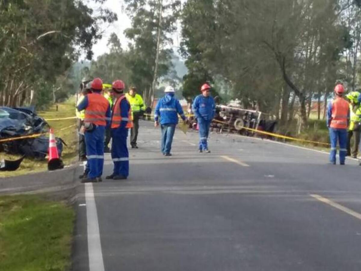 Trágico accidente en vía Tunja-Paipa: una niña de 4 años fue arrollada por un bus al cruzar la carretera