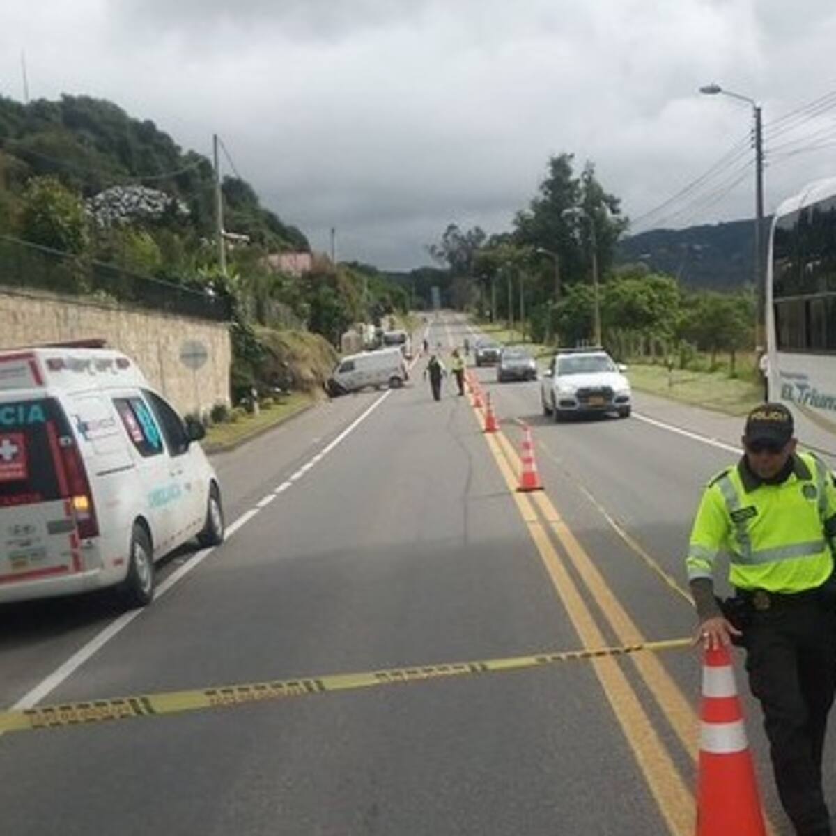 Grave accidente de tránsito en La Calera: hay dos personas muertas y cierre de un carril
