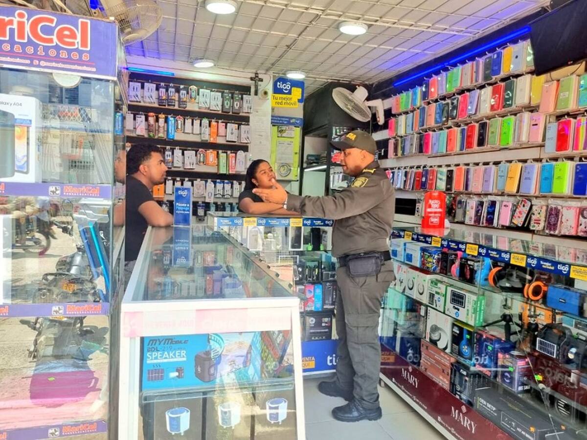 Policía adelanta campañas para prevenir hurto a comercios en Bolívar