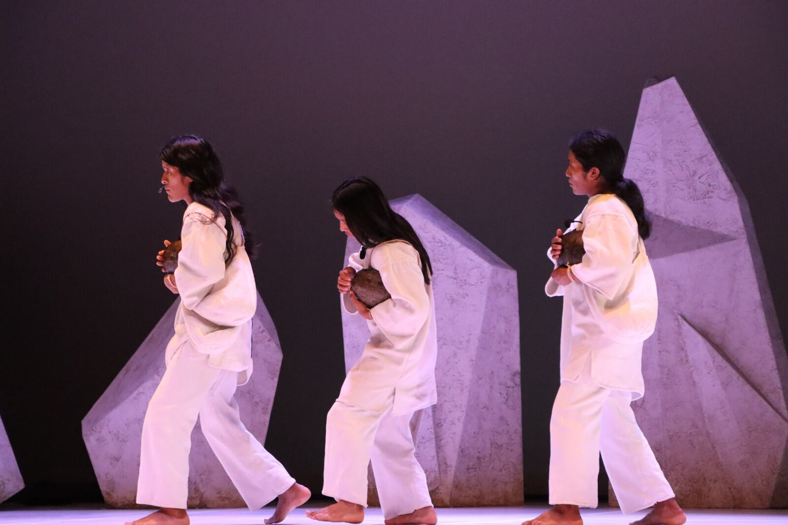 Una obra que conecta cuerpo, territorio y espíritu.