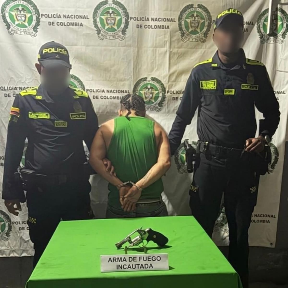 Capturado presunto delincuente por portar un arma de fuego ilegal en el barrio Arroz Barato