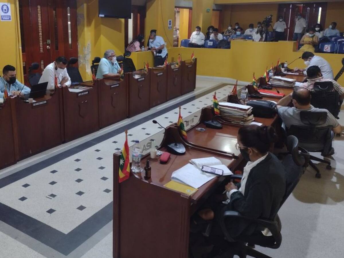 Alcaldía presentó proyecto para ceder gratis bienes ocupados ilegalmente