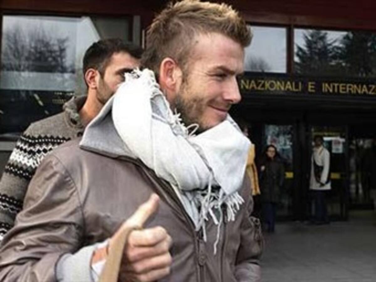 MUNDIAL/ Beckham sopesa acudir a Sudáfrica como parte del cuerpo técnico de Inglaterra