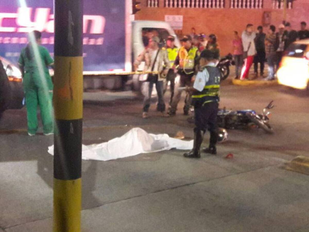 Una adolescente fue la víctima de otro accidente en la carrera 15