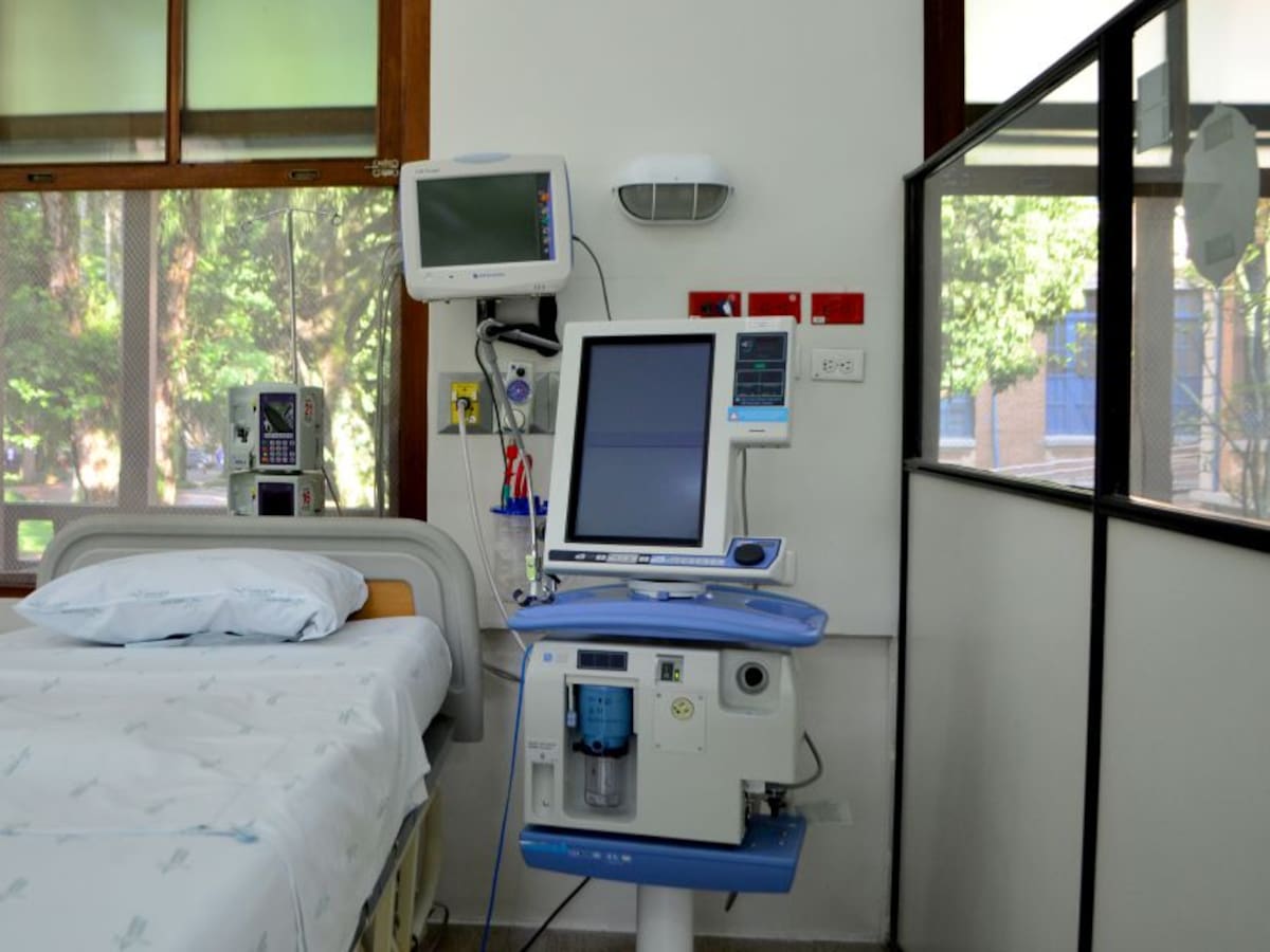 El Hospital San Vicente confirmó la alerta por ocupación de urgencias