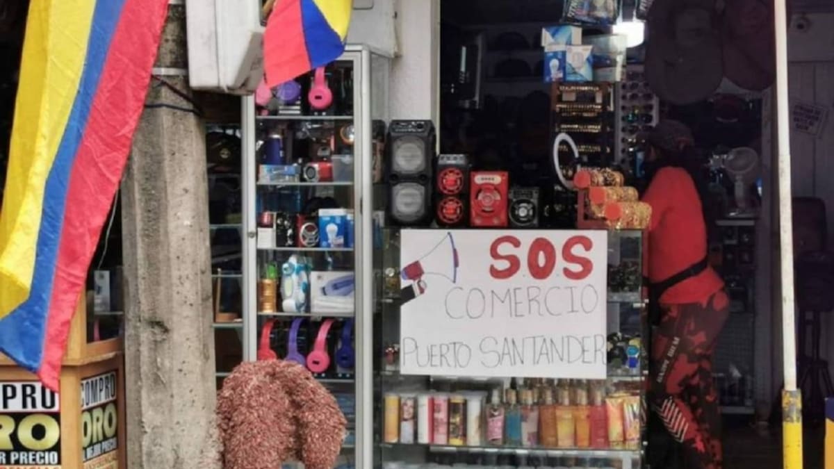 Comerciantes en Puerto Santander celebran apertura