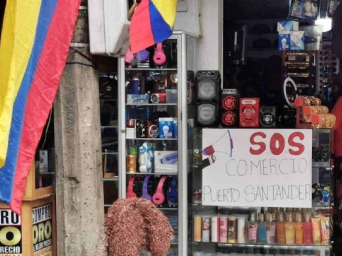 Comerciantes en Puerto Santander celebran apertura