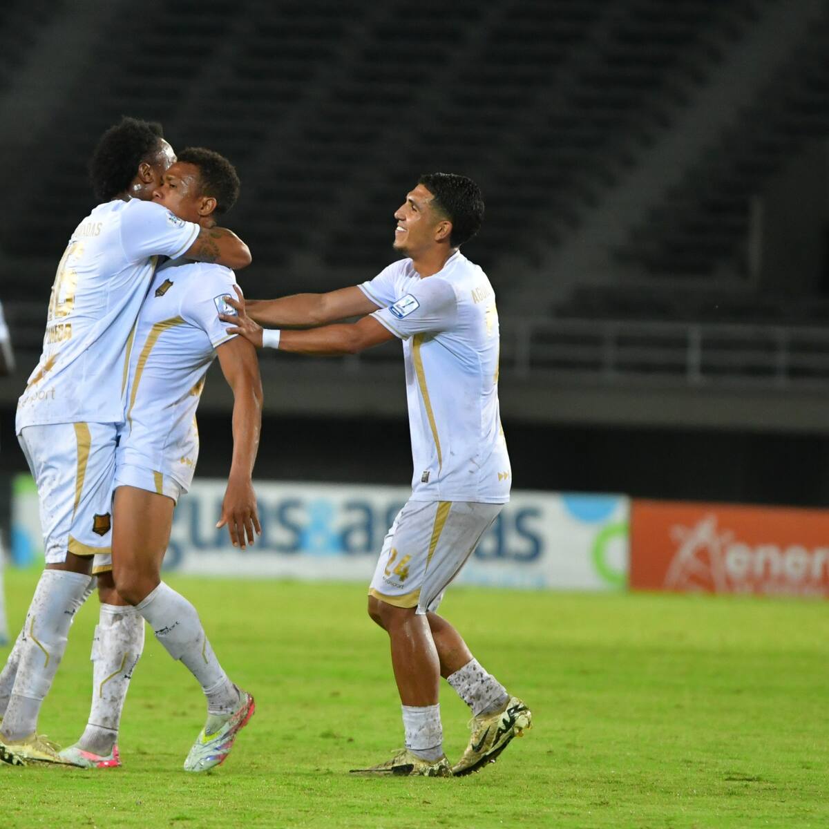 Águilas golea a la Sub-20 del Pereira y se mete en los ocho: Resumen del partido