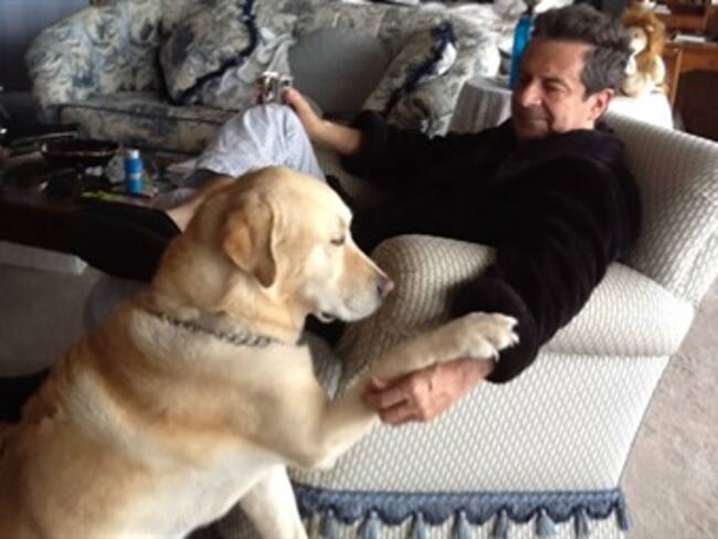 Hija de exministro Fernando Londoño dice que la salud de su padre está mejorando