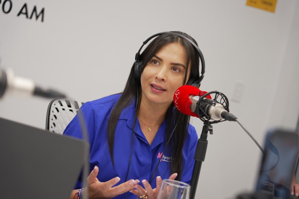Miyerlandi Torres - Caracol Radio
