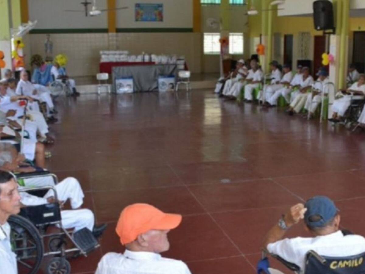 Alcaldía seleccionó a siete mil adultos mayores para recibir ayudas