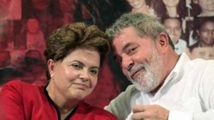 Brasil recibe a su primera presidenta y despide a su líder más popular