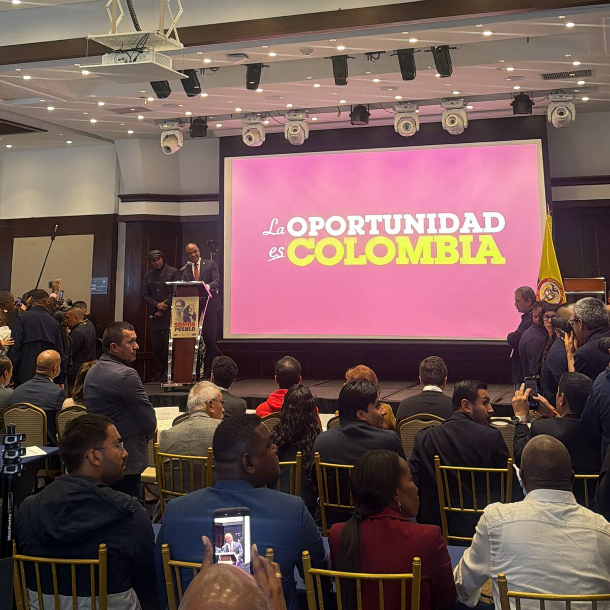 Es oficial, Luis Gilberto Murillo se unió a Cepeda: “hay momentos donde no basta con tener razón”