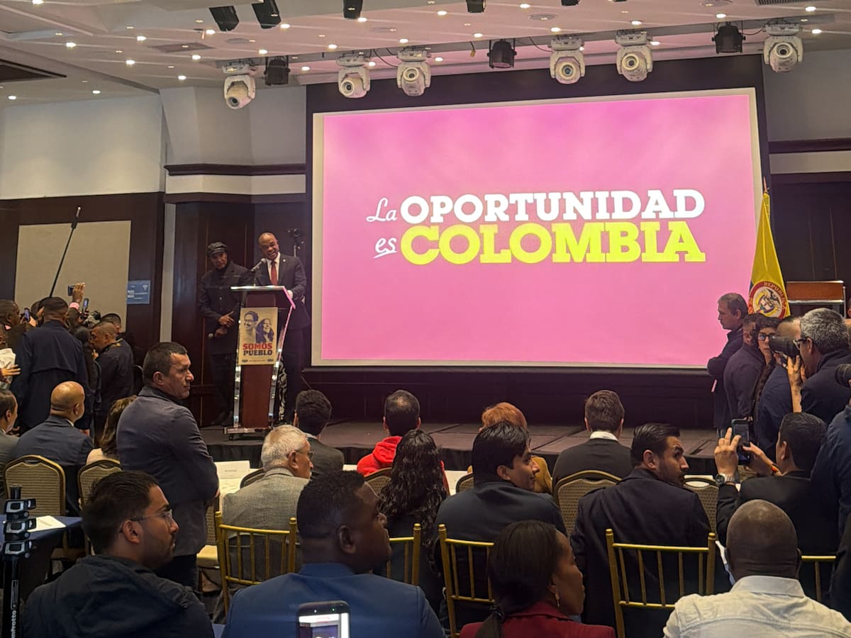 Es oficial, Luis Gilberto Murillo se unió a Cepeda: “hay momentos donde no basta con tener razón”