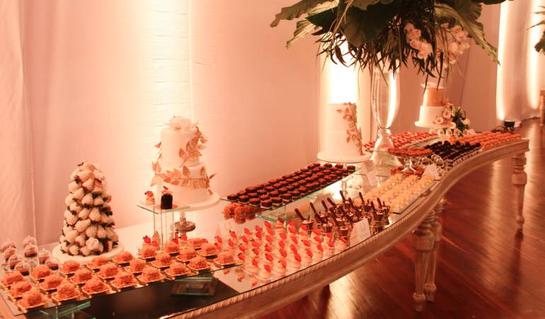 Línea Catering Dulcerna desarrollado para matrimonio de la ciudad / Junio 2018.