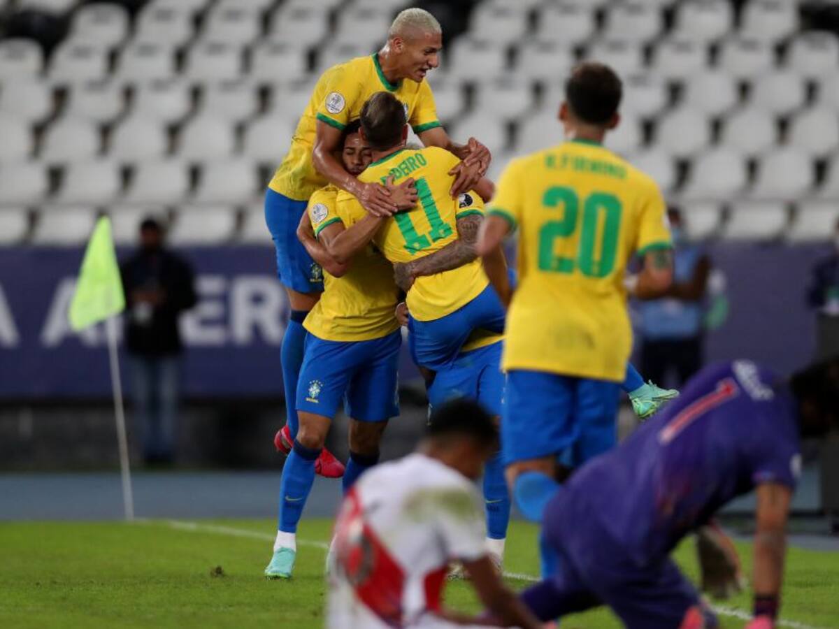 Brasil golea a Perú y es el primer clasificado a cuartos de la Copa América