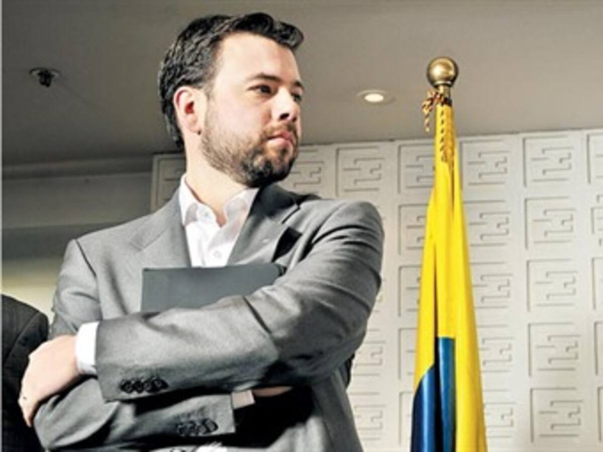Los Nule me buscaron después de las denuncias: Carlos Fernando Galán