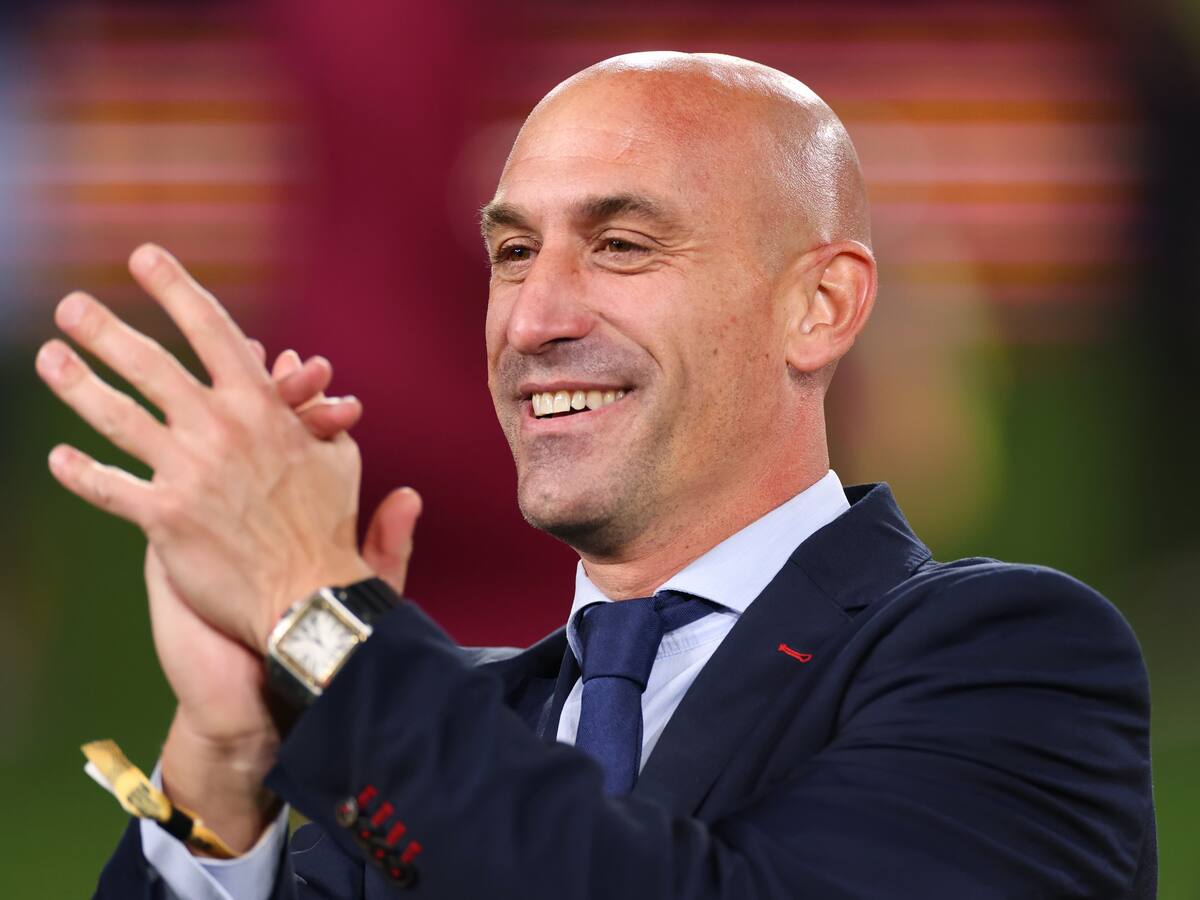 Caso Luis Rubiales: renunciará a su cargo ante la presión por el beso en el Mundial