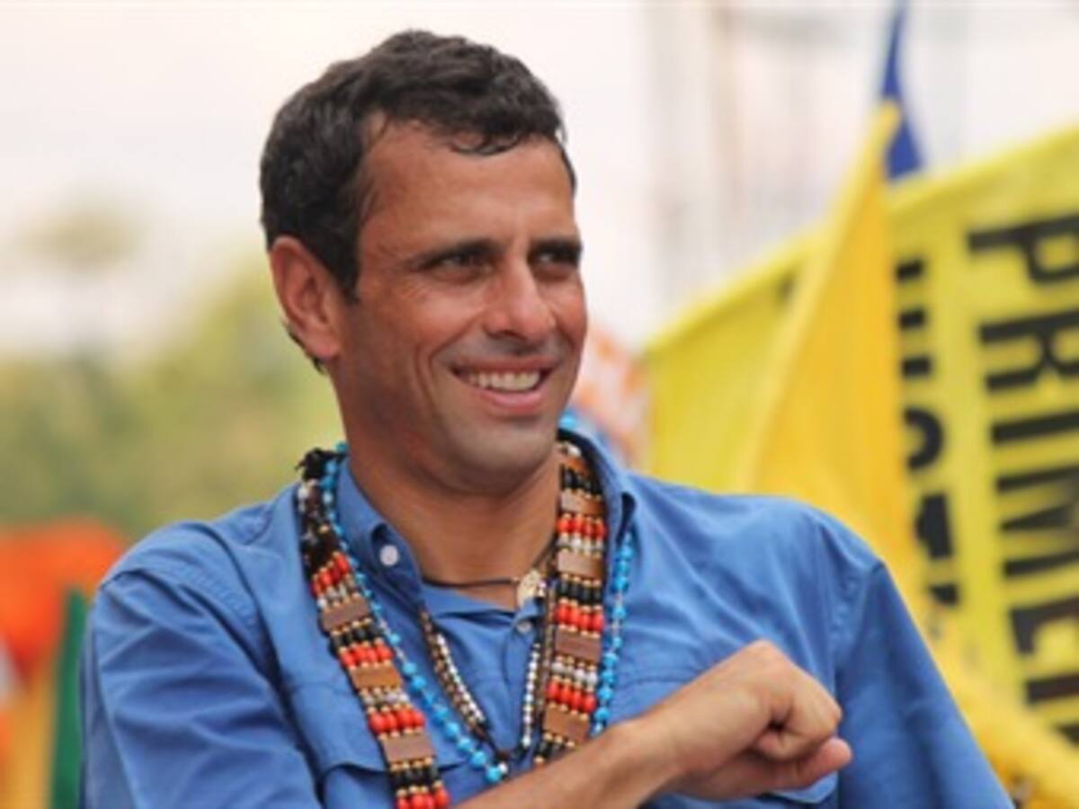 Capriles critica "soberbia" en Asamblea y dice que "el poder es efímero"