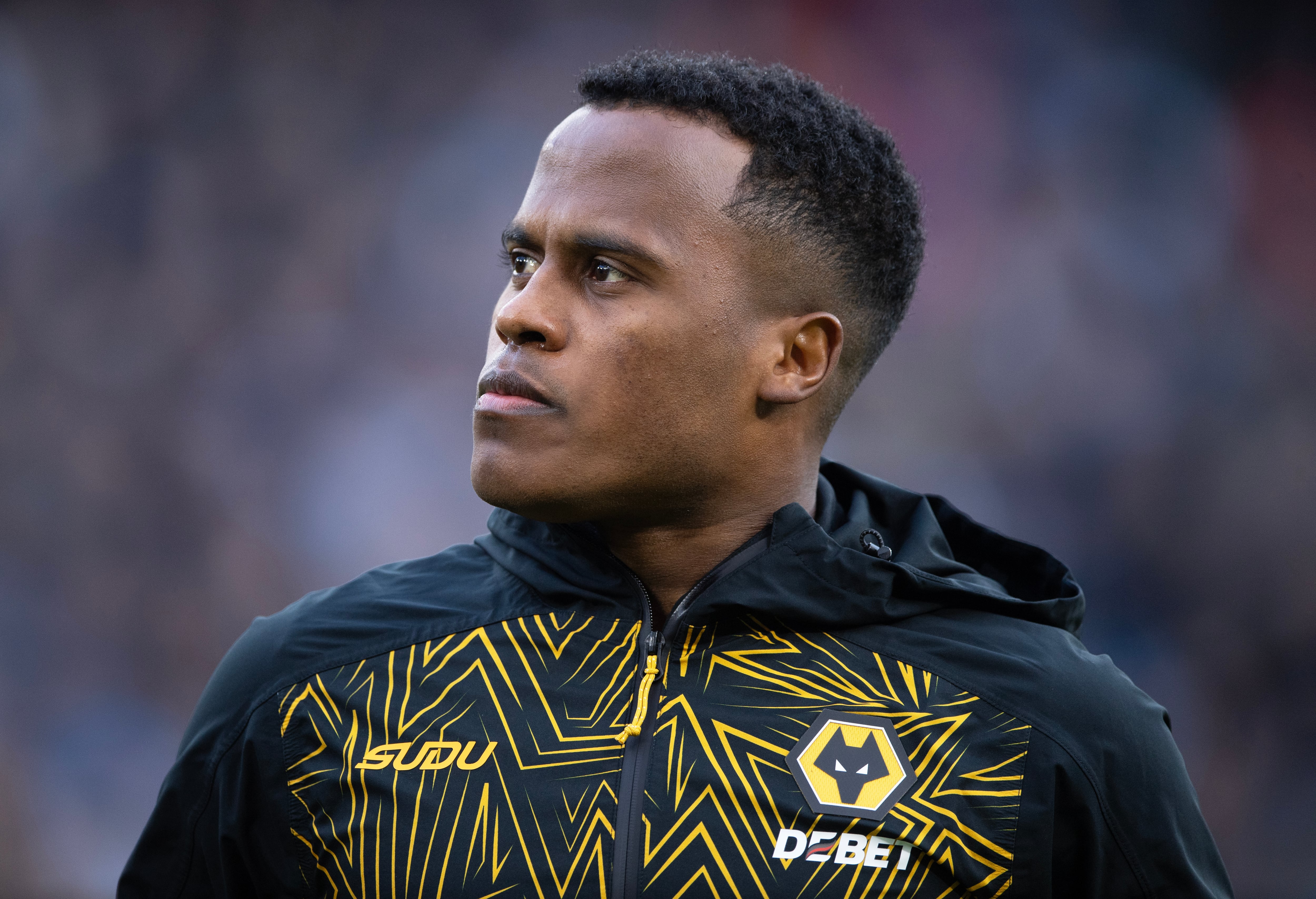 MANCHESTER, ENGLAND - JANUARY 24:  Jhon Arias of Wolverhampton Wanderers lines up before the Premier League match between Manchester City and Wolverhampton Wanderers at Etihad Stadium on January 24, 2026 in Manchester, England. (Photo by Visionhaus/Getty Images)