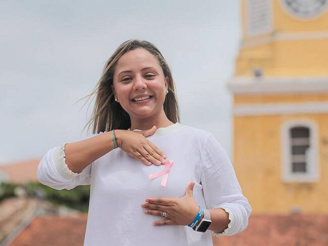 Invitan a realizar autoexamen para prevenir el cáncer de seno en Cartagena