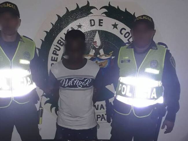 Capturan tres adultos y un adolescente armados en Cartagena