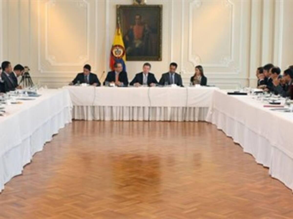 Gobernadores del país harán propuesta de paz a Santos: Federación de Departamentos