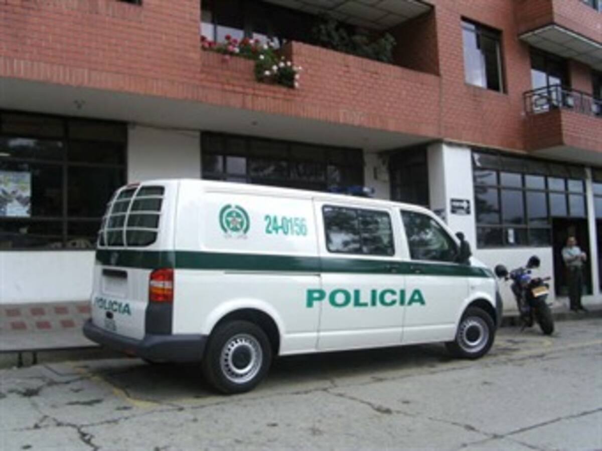 Carros de la Policía en Bogotá quedarían sin suministro de gasolina