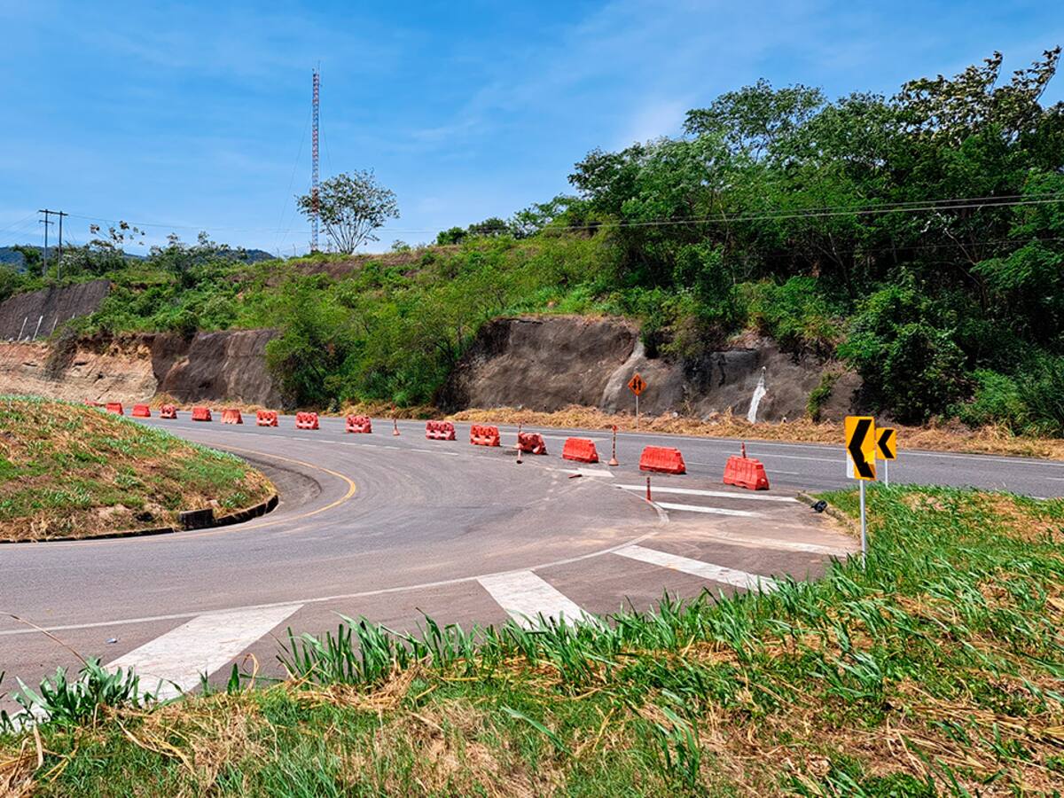 Invías habilita paso en Ruta del Sol I tramo Guaduas- El Korán tras remoción de material