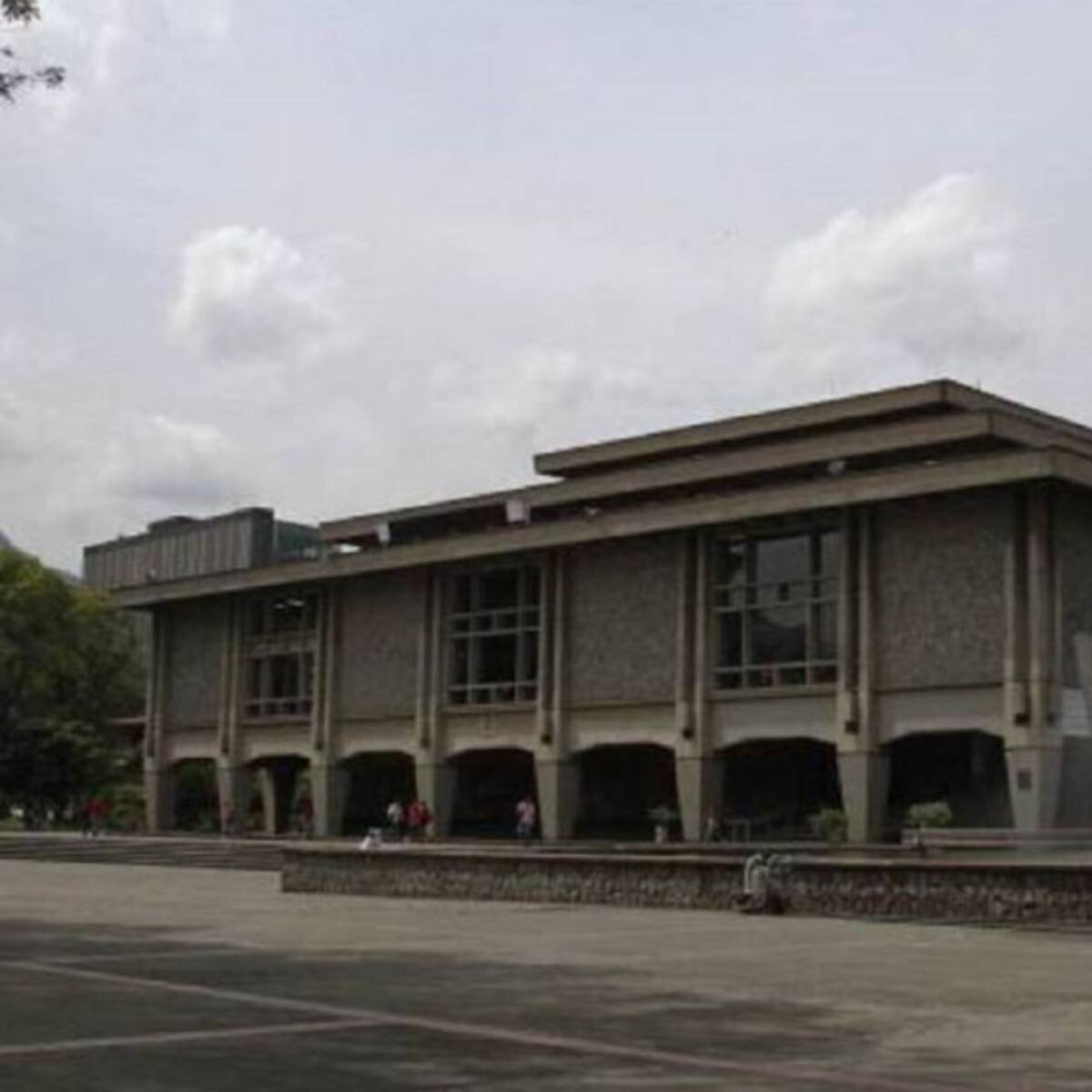 El gobierno nacional inyectó 70 mil millones a la UdeA como parte del rescate financiero