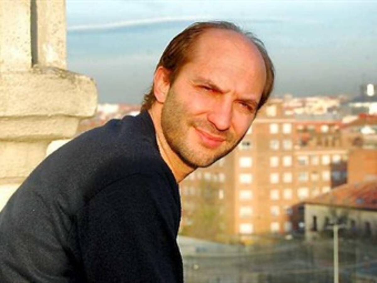 El colombiano Carlos Granés, ganador del premio de ensayo Isabel Polanco