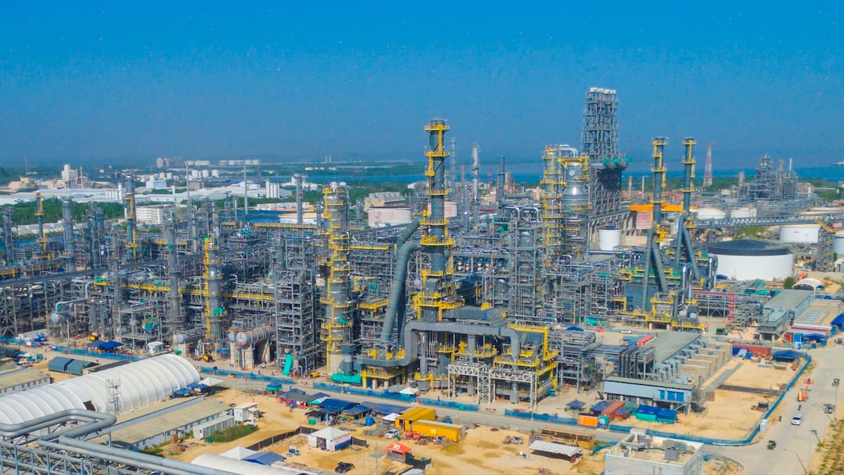 Refinería pone en marcha plan por riesgo de interrupción de energía en sus instalaciones