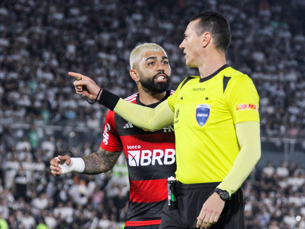 Gabigol podría recibir una dura sanción por las graves declaraciones contra Wilmar Roldán