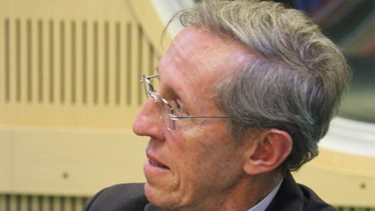 Hubiera esperado una baja de las tasas de interés: Navarro