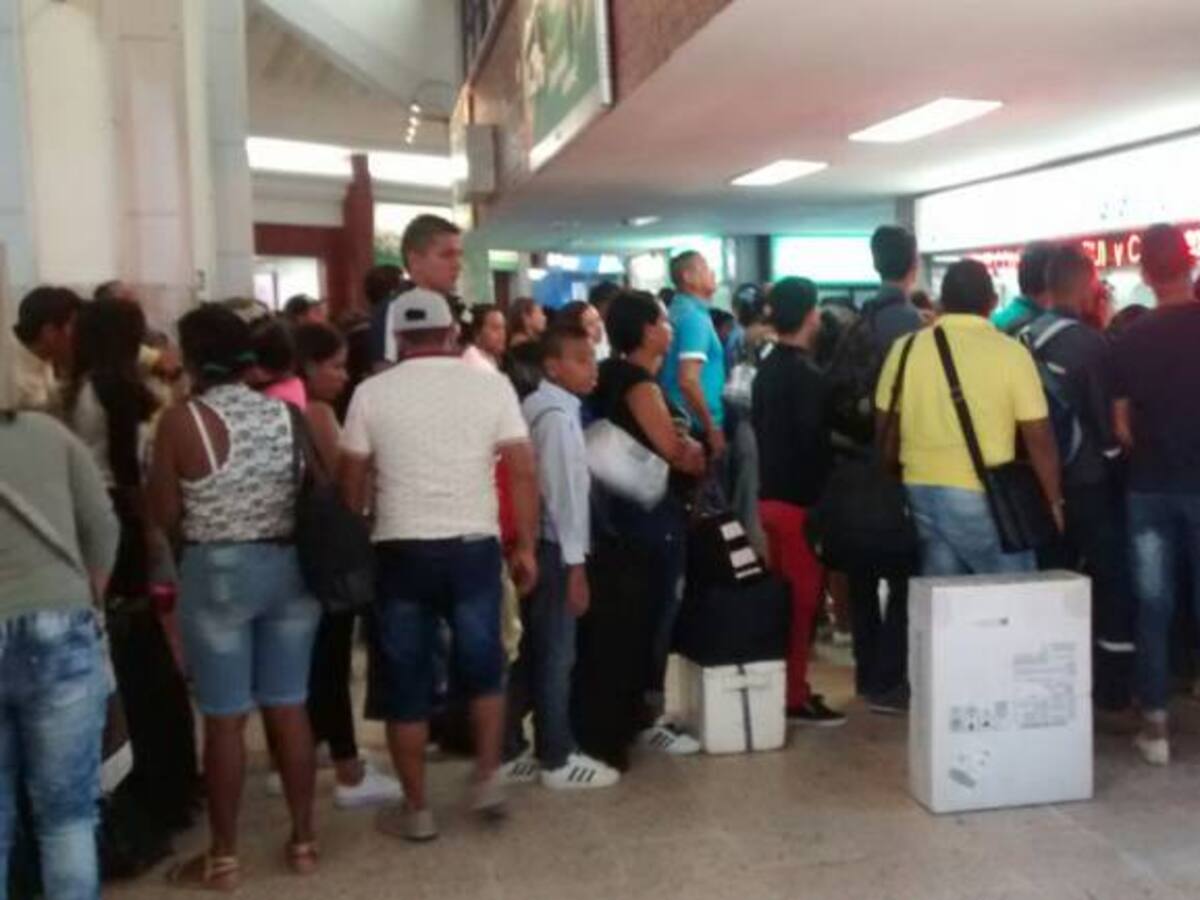 Viajeros denuncian exagerados precios de tiquetes en terminal de Barranquilla