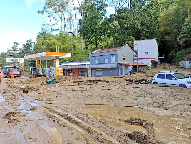 CAR en Bucaramanga emitió una alerta por intensar lluvias 