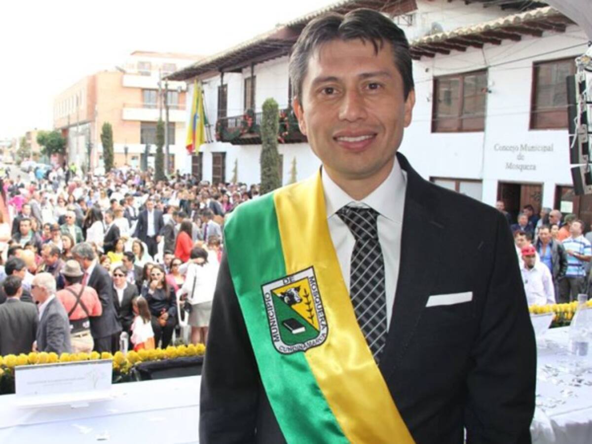Ante Procuraduría denuncian presunta falsedad en título profesional de alcalde de Mosquera