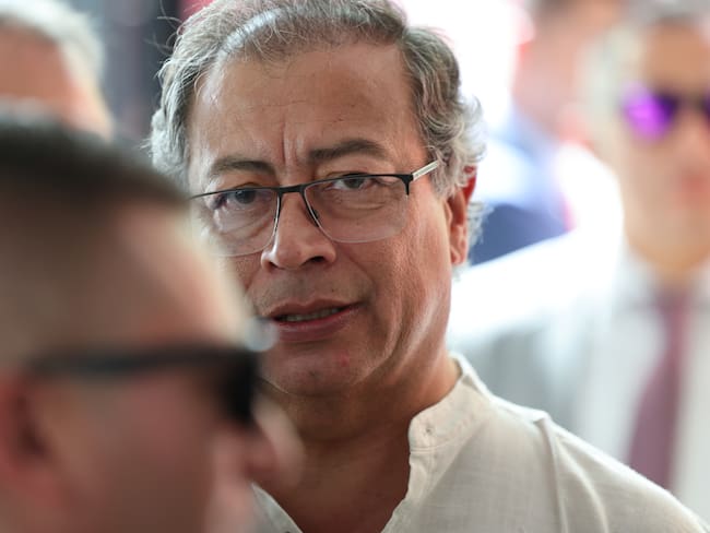 PARÍS, 25/07/2024.- El presidente colombiano, Gustavo Petro, durante la inauguración de la Casa Colombia, ubicada en el Parc de la Villette de la capital francesa, este jueves. EFE/ Miguel Gutiérrez