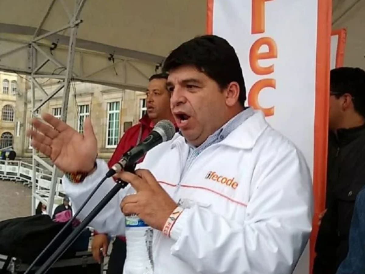 Candidato al Senado Nelson Alarcón protagoniza altercado con funcionarios de control electoral
