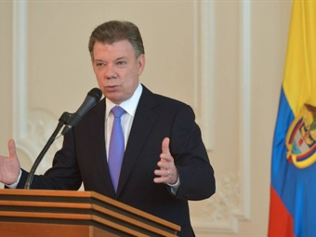 Colombia pide ayuda a cuatro países ante denuncias de espionaje a Santos