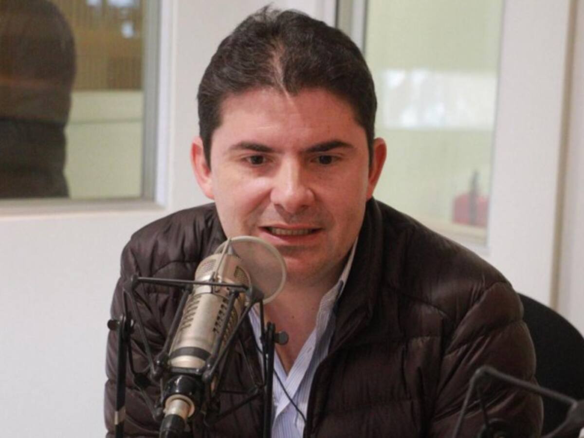 El procurador ha usado caso Medimás con fines políticos: Henao