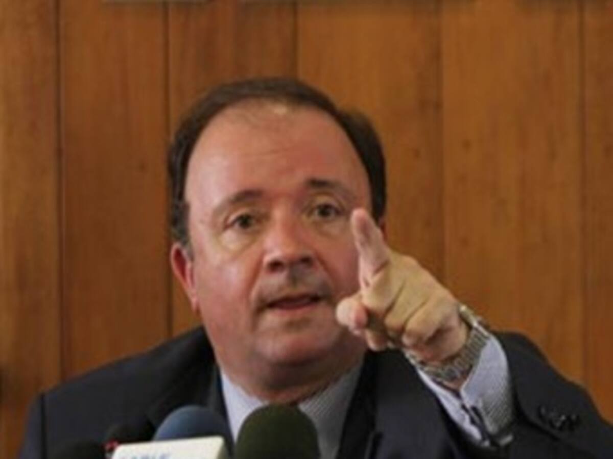 Documento filtrado por MinDefensa no revela nada nuevo: Villegas