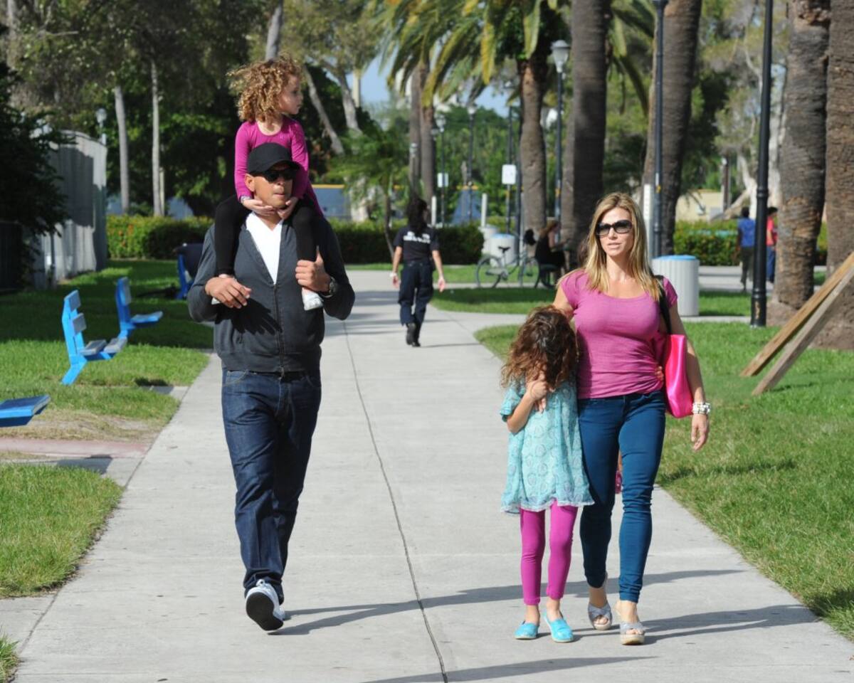 Cynthia Scurtis  (2002 - 2008)