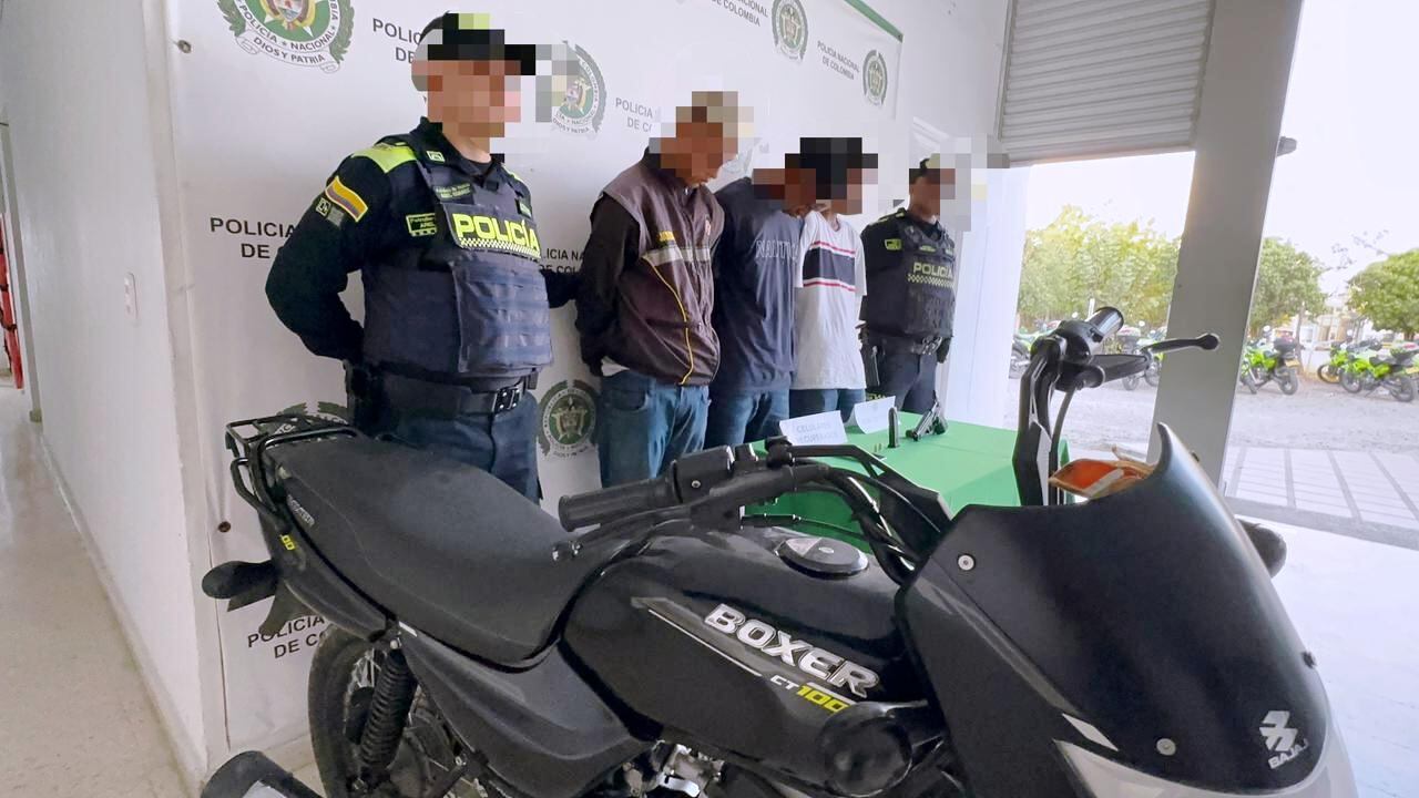 En el sector Los Ejecutivos, un arma de fuego incautada y tres capturados por hurto