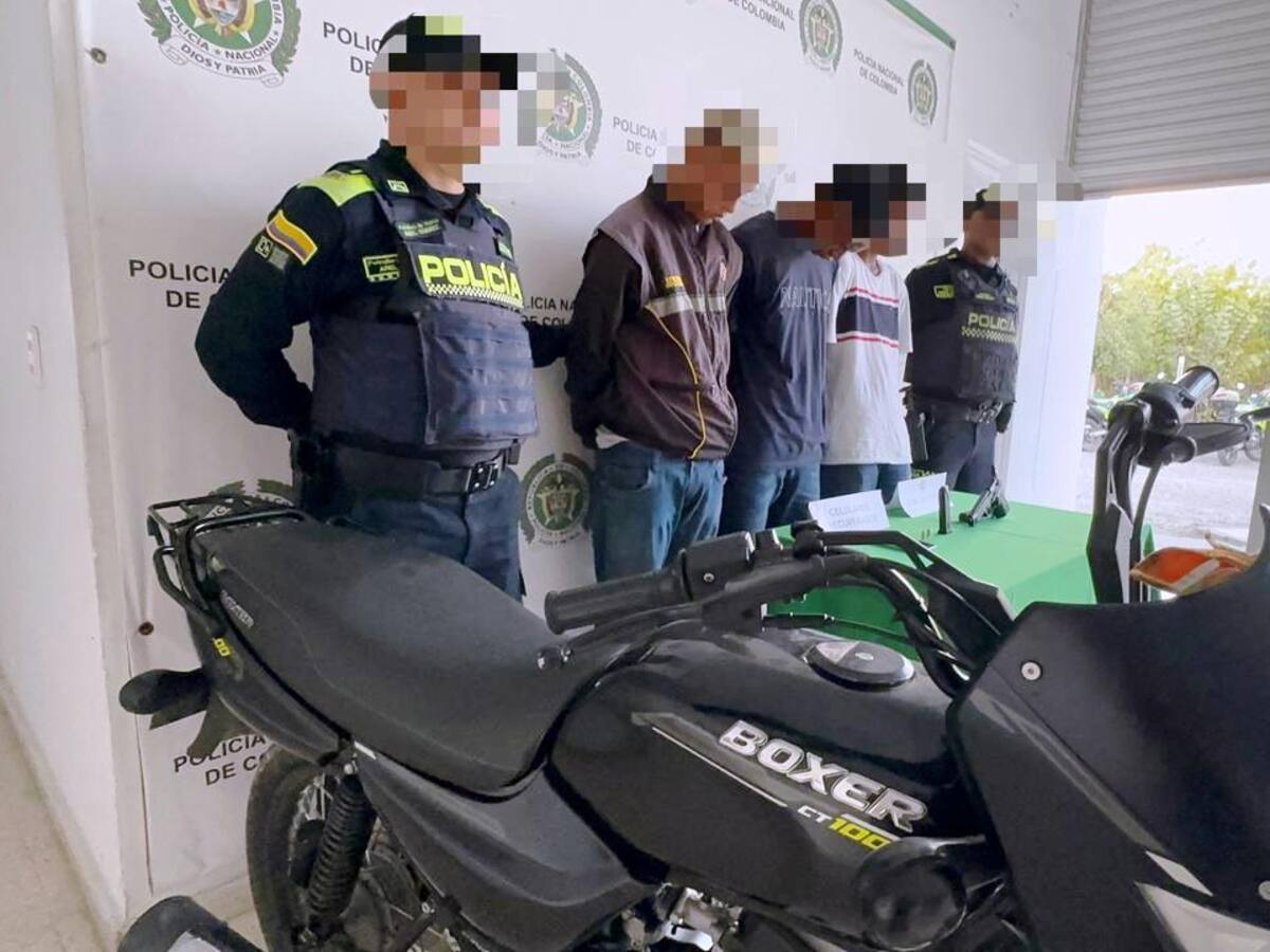 En el sector Los Ejecutivos, un arma de fuego incautada y tres capturados por hurto