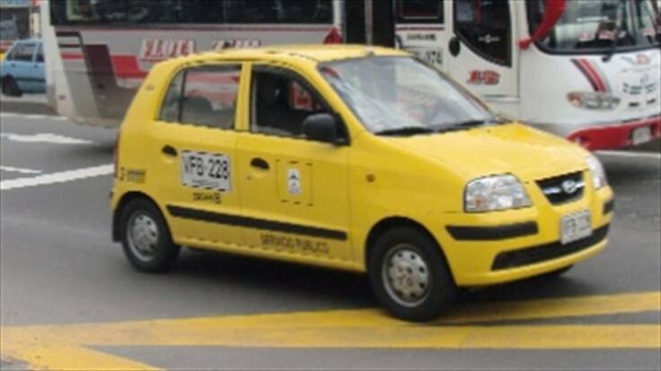 Debate por cobro de propinas en aplicaciones de taxis