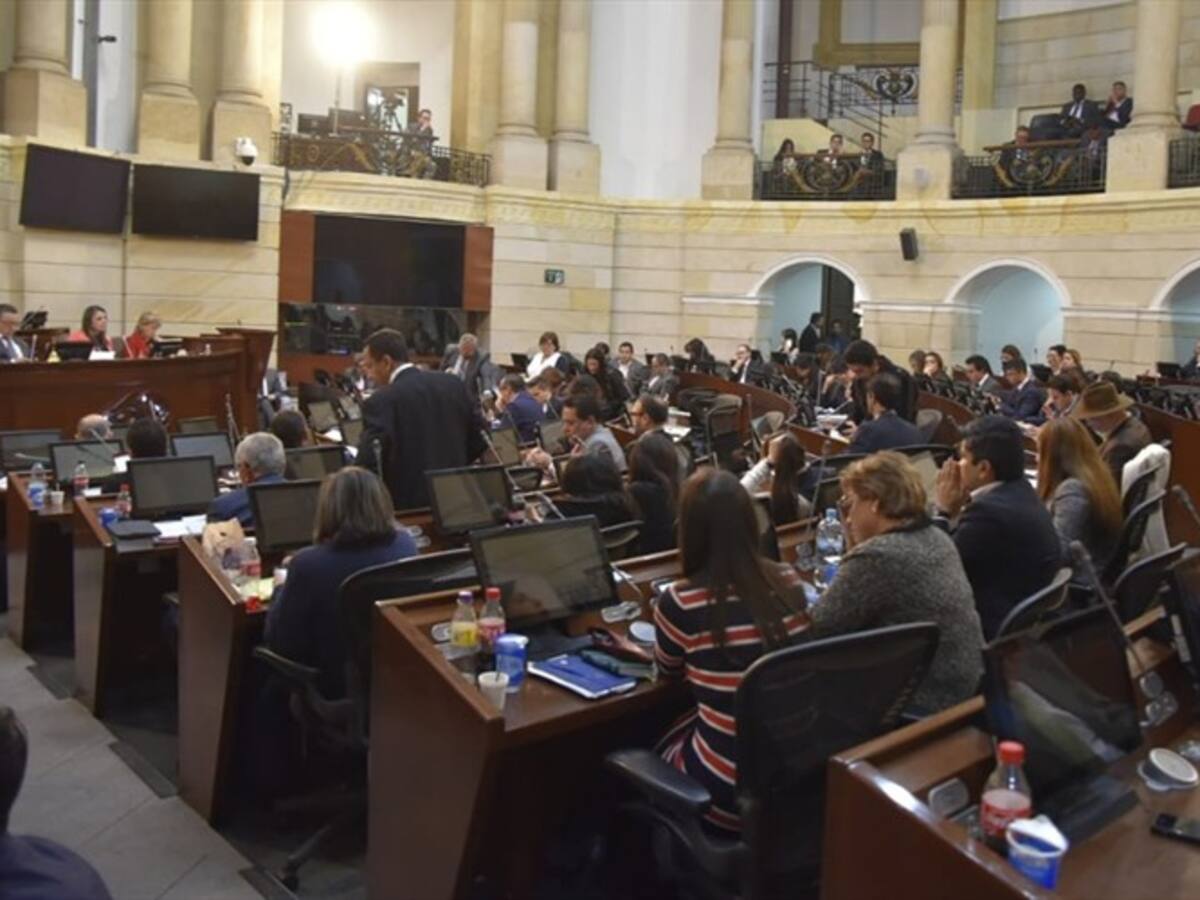 Molano y Morris hablan de ley que pone en riesgo su candidatura a la Alcaldía de Bogotá