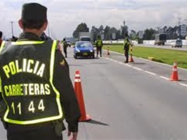 Agentes de tránsito en el país deberán uniformarse igual