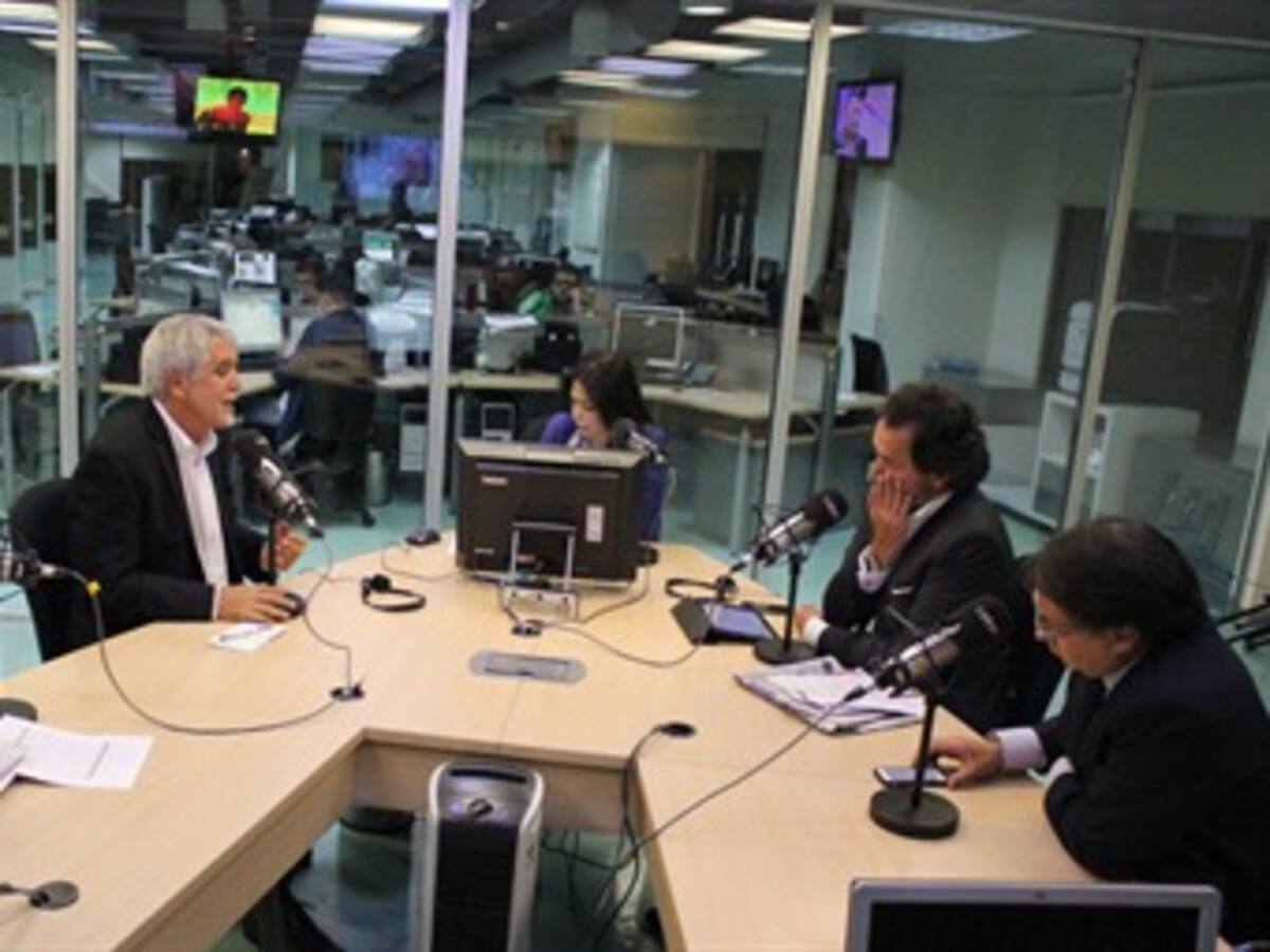 "Daría de baja a Timochenko en medio de la negociación": Enrique Peñalosa